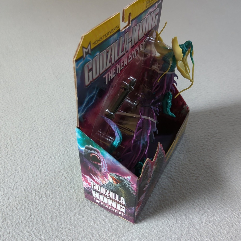 Playmates Godzilla x Kong The New Empire Tiamat Monsterverse Action Figure - Picture 9 of 10
